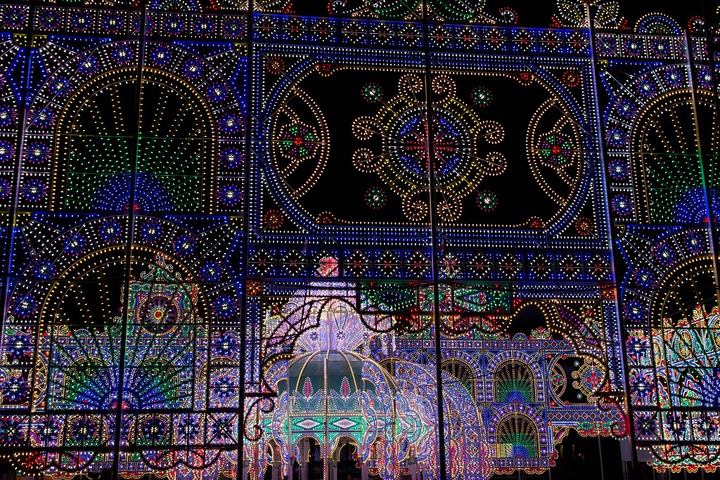 eindhoven kunst art china light licht festival lichtshow show festiviteit glow evenement event chinees chinese verlichting draak dragon lichtfestival